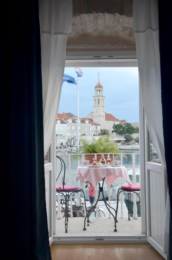Castel Nonna Franka Apartamento Sutivan Exterior foto