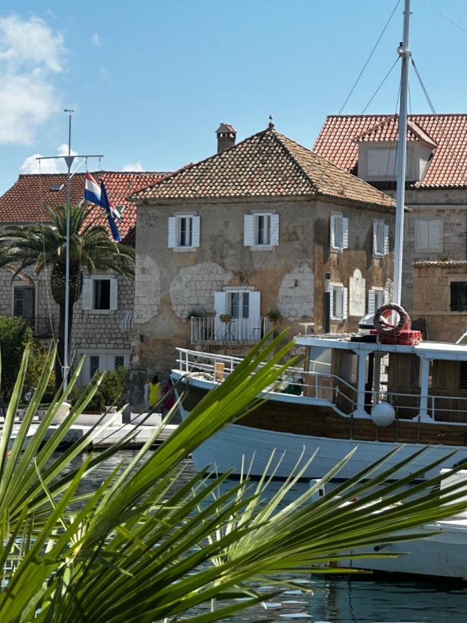 Castel Nonna Franka Apartamento Sutivan Exterior foto