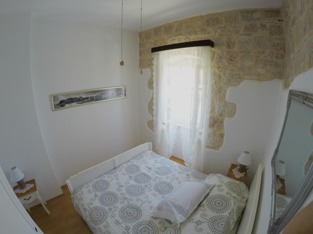 Castel Nonna Franka Apartamento Sutivan Exterior foto